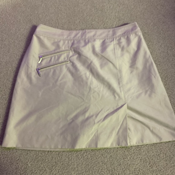 Tan skirt - Picture 1 of 3